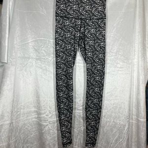 Lululemon Shine Tight Leggings Sz 4